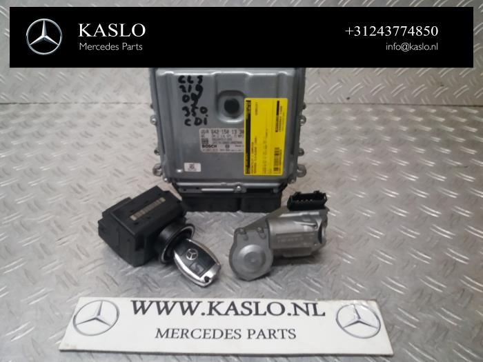 Used Ignition lock + computer Mercedes CLS (C219) 350 CDI 24V Price € 350,00 Margin scheme offered by kaslo auto parts