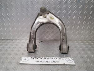 Used Front wishbone, left Mercedes CLS (C219) 350 CDI 24V Price € 40,00 Margin scheme offered by kaslo auto parts