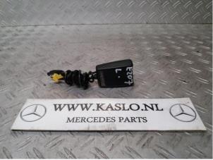 Used Front seatbelt buckle, left Mercedes E (R207) E-220 CDI 16V BlueEfficiency Price on request offered by kaslo auto parts