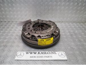 Usados Volante de doble masa Mercedes C (W204) 2.2 C-200 CDI 16V Precio de solicitud ofrecido por kaslo auto parts