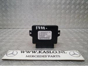 Used Parking brake module Mercedes S (W222/V222/X222) 3.0 S-350 BlueTec, S-350 d 24V Price € 75,00 Margin scheme offered by kaslo auto parts