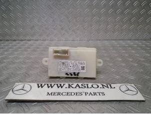 Used Module keyless vehicle Mercedes S (W222/V222/X222) 3.0 S-350 BlueTec, S-350 d 24V Price € 75,00 Margin scheme offered by kaslo auto parts