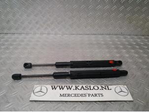 Used Set of bonnet gas struts Mercedes S (W222/V222/X222) 3.0 S-350 BlueTec, S-350 d 24V Price on request offered by kaslo auto parts