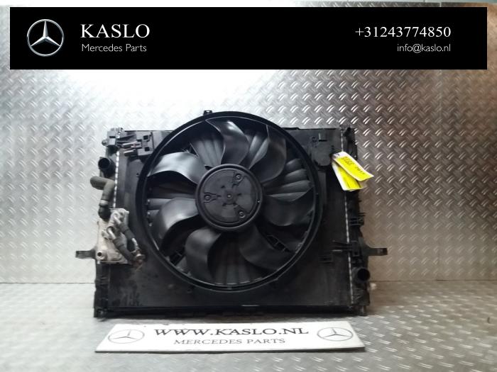 Usagé Radiateur Mercedes S (222.0/222.1) 3.0 S-350 BlueTEC, S-350d 24V Prix sur demande proposé par kaslo auto parts