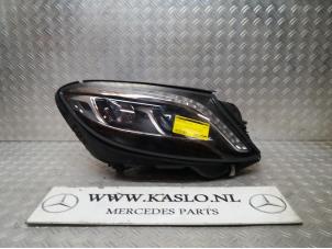 Used Headlight, right Mercedes S (W222/V222/X222) 3.0 S-350 BlueTec, S-350 d 24V Price on request offered by kaslo auto parts