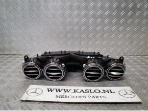 Used Dashboard vent Mercedes S (W222/V222/X222) 3.0 S-350 BlueTec, S-350 d 24V Price € 100,00 Margin scheme offered by kaslo auto parts