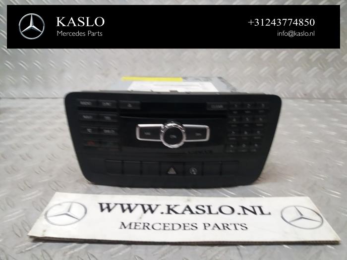 Usagé Panneau de commandes navigation Mercedes A (W176) Prix € 200,00 Règlement à la marge proposé par kaslo auto parts