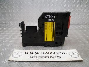 Usados Caja de fusibles Mercedes C (W204) 2.2 C-200 CDI 16V Precio € 75,00 Norma de margen ofrecido por kaslo auto parts