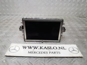 Gebrauchte Anzeige Innen Mercedes E (R207) E-220 CDI 16V BlueTEC Preis € 100,00 Margenregelung angeboten von kaslo auto parts