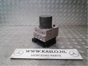Usados Bomba ABS Mercedes S (C217) 4.7 S-500 32V Precio € 400,00 Norma de margen ofrecido por kaslo auto parts