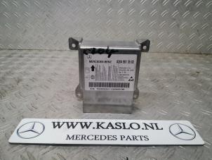 Usagé Module airbag Mercedes C (W204) 2.2 C-200 CDI 16V BlueEFFICIENCY Prix € 40,00 Règlement à la marge proposé par kaslo auto parts