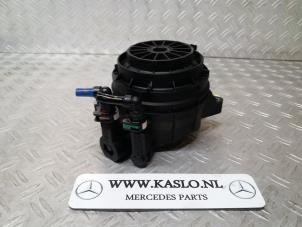 Used Fuel filter housing Mercedes E (W213) E-220d 2.0 Turbo 16V Price € 70,00 Margin scheme offered by kaslo auto parts