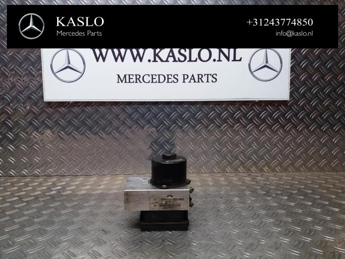 Usagé Pompe ABS Mercedes ML II (164/4JG) 3.0 ML-320 CDI 4-Matic V6 24V Prix € 200,00 Règlement à la marge proposé par kaslo auto parts