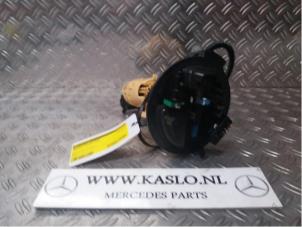 Used Electric fuel pump Mercedes E (W213) E-220d 2.0 Turbo 16V Price € 75,00 Margin scheme offered by kaslo auto parts