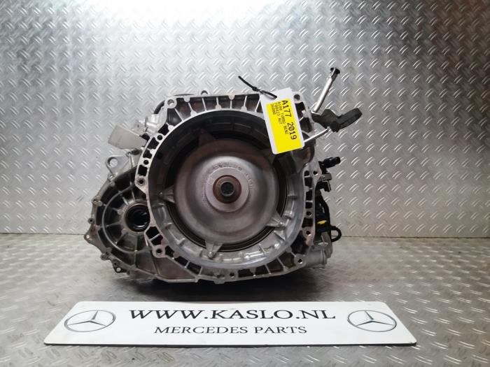Caja de cambios de un Mercedes-Benz A (177.0) 1.3 A-180 Turbo 16V 2019