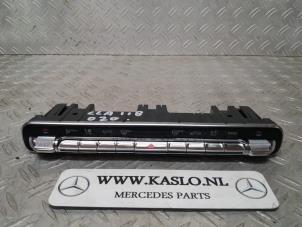 Used Climatronic panel Mercedes CLA Shooting Brake (118.6) 1.3 CLA-200 Turbo 16V Price on request offered by kaslo auto parts
