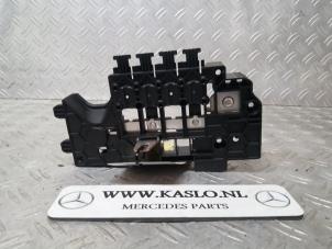 Used Fuse box Mercedes CLA Shooting Brake (118.6) 1.3 CLA-200 Turbo 16V Price € 50,00 Margin scheme offered by kaslo auto parts