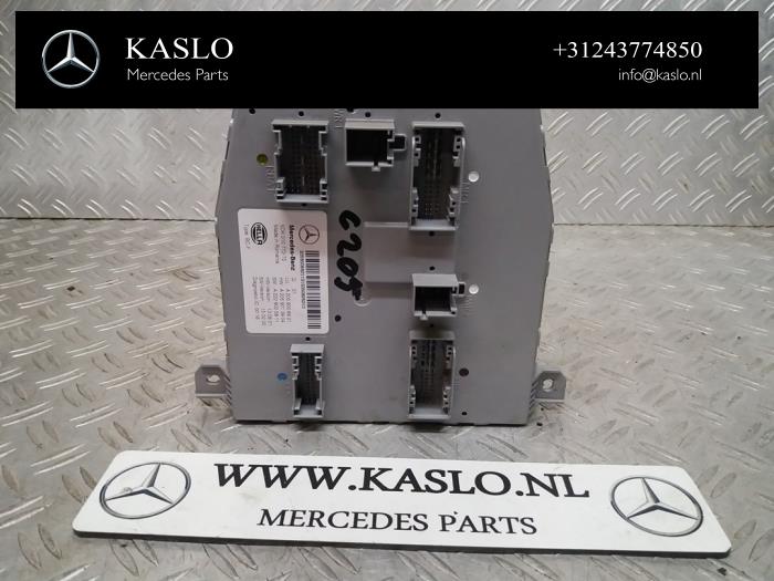 Używane Modul Comfort Mercedes C (W205) C-200 1.6 CDI BlueTEC, C-200 d 16V Cena € 50,00 Procedura marży oferowane przez kaslo auto parts