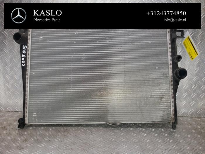 Usagé Radiateur Mercedes C (W205) C-200 1.6 CDI BlueTEC, C-200 d 16V Prix € 200,00 Règlement à la marge proposé par kaslo auto parts