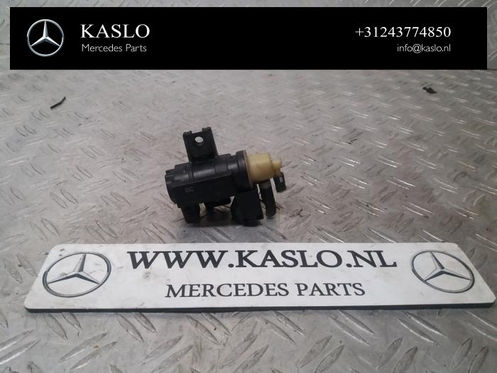 Usagé Clapet de surpression Turbo Mercedes B (W246/W242) 1.5 B-180 CDI,d 16V Prix € 30,00 Règlement à la marge proposé par kaslo auto parts