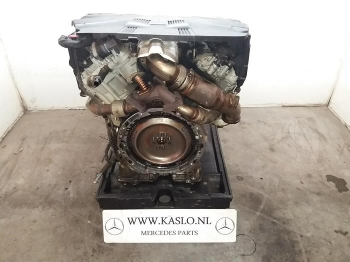 Engine from a Mercedes-Benz CLS (C219) 320 CDI 24V 2006