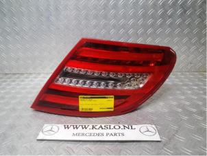 Used Taillight, right Mercedes C (W204) 2.2 C-250 CDI 16V BlueEFFICIENCY Price € 150,00 Margin scheme offered by kaslo auto parts