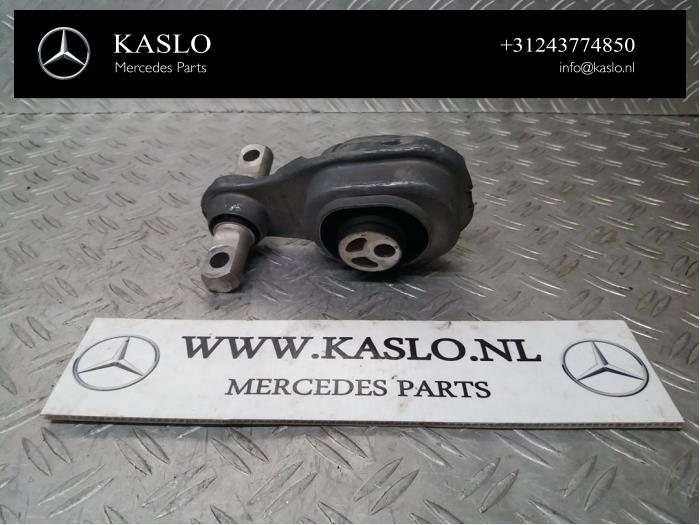 Used Engine mount Mercedes A (177.0) 1.3 A-180 Turbo 16V Price € 30,00 Margin scheme offered by kaslo auto parts