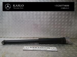 Gebrauchte Stoßdämpfer rechts hinten Mercedes A (177.0) 1.3 A-180 Turbo 16V Preis € 75,00 Margenregelung angeboten von kaslo auto parts