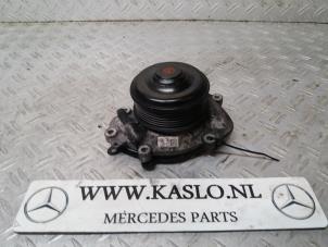 Used Water pump Mercedes S (W222/V222/X222) 3.0 S-350 BlueTec, S-350 d 24V Price € 50,00 Margin scheme offered by kaslo auto parts