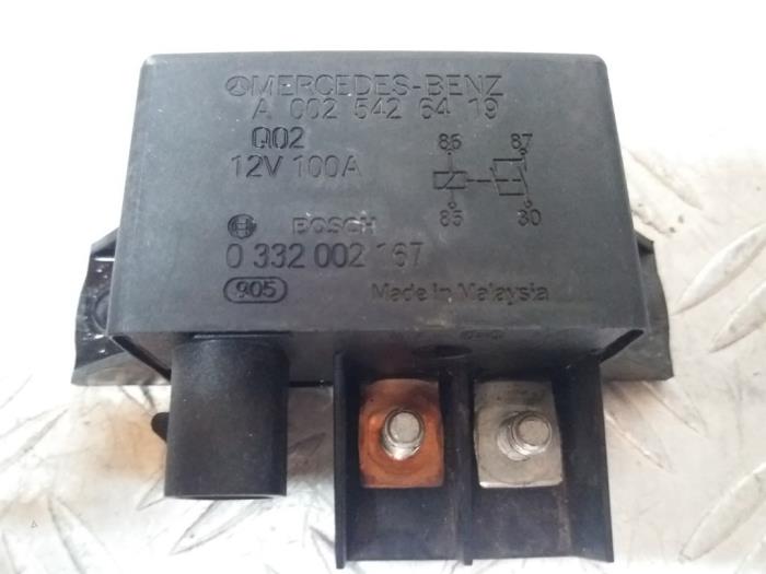 Glow plug relay Mercedes CLS 320 CDI 24V A0025426419