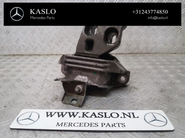 Used Engine mount Mercedes A (W176) 1.5 A-180 CDI, A-180d 16V Price € 25,00 Margin scheme offered by kaslo auto parts