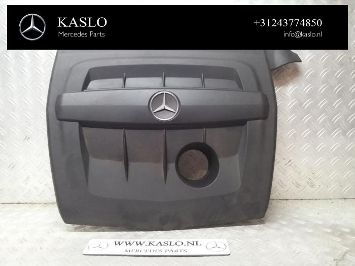 Usados Cobertor motor Mercedes A (W176) 1.5 A-180 CDI, A-180d 16V Precio € 50,00 Norma de margen ofrecido por kaslo auto parts