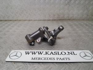 Used Front door hinge, left Mercedes A (W176) 1.5 A-180 CDI, A-180d 16V Price € 50,00 Margin scheme offered by kaslo auto parts