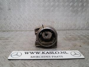 Used Engine mount Mercedes B (W245,242) 2.0 B-180 CDI 16V Price on request offered by kaslo auto parts