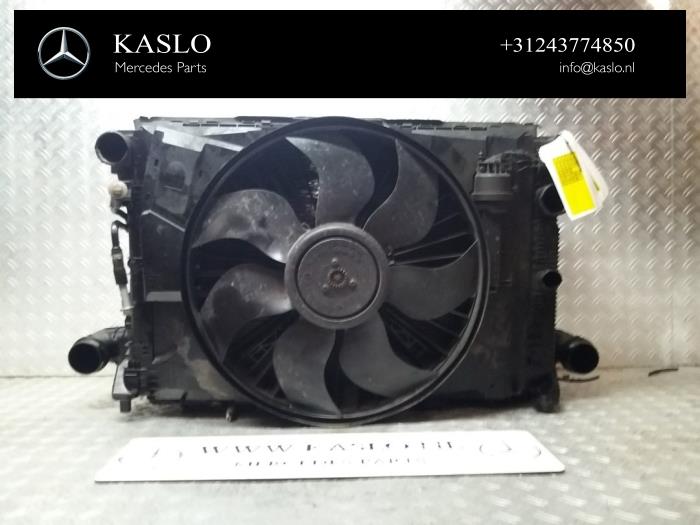 Gebrauchte Kühler Mercedes E (C207) E-250 CDI 16V Preis auf Anfrage angeboten von kaslo auto parts