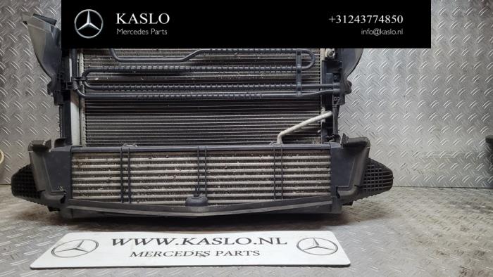 Used Radiator Mercedes C Estate (S204) 2.2 C-200 CDI 16V BlueEFFICIENCY Price € 100,00 Margin scheme offered by kaslo auto parts