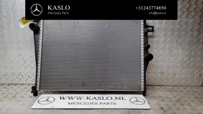 Usagé Radiateur Mercedes C (W205) C-200 1.6 CDI BlueTEC, C-200 d 16V Prix € 200,00 Règlement à la marge proposé par kaslo auto parts