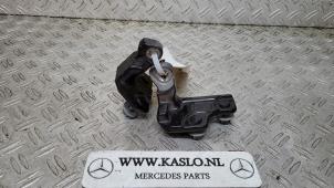 Used Rear door hinge, left Mercedes C (W205) C-200 1.6 CDI BlueTEC, C-200 d 16V Price on request offered by kaslo auto parts