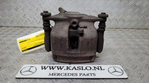 Used Front brake calliper, left Mercedes C (W205) C-200 1.6 CDI BlueTEC, C-200 d 16V Price € 75,00 Margin scheme offered by kaslo auto parts