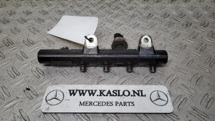 Used Fuel injector nozzle Mercedes B (W246,242) 1.5 B-180 CDI 16V Price € 50,00 Margin scheme offered by kaslo auto parts