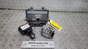 Used Ignition lock + computer Mercedes B (W245,242) 2.0 B-200 CDI 16V Price € 200,00 Margin scheme offered by kaslo auto parts