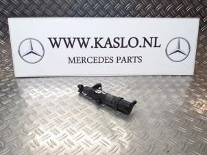 Used Headlight washer Mercedes CLK (W209) 2.6 240 V6 18V Price € 20,00 Margin scheme offered by kaslo auto parts