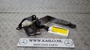 Usagé Ceinture arrière gauche Mercedes CLK (W209) Prix € 50,00 Règlement à la marge proposé par kaslo auto parts