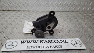 Used Intake manifold actuator Mercedes E (W210) 3.2 E-320 CDI 24V Price € 50,00 Margin scheme offered by kaslo auto parts