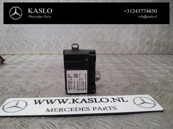 Używane Modul paliwowy ADM Mercedes CLS (C219) 350 CGI 3.5 V6 24V Cena € 50,00 Procedura marży oferowane przez kaslo auto parts