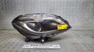 Used Headlight, right Mercedes B (W246,242) 1.5 B-180 CDI 16V Price € 400,00 Margin scheme offered by kaslo auto parts