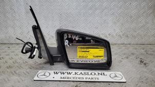 Usagé Rétroviseur extérieur droit Mercedes B (W246,242) 1.5 B-180 CDI 16V Prix € 150,00 Règlement à la marge proposé par kaslo auto parts