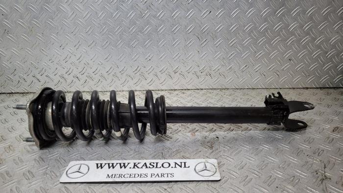 Front shock absorber rod, left from a Mercedes-Benz C (W205) C-220 2.2 CDI BlueTEC, C-220 d 16V 2015
