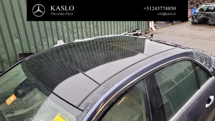 Używane Dach panoramiczny Mercedes E (W212) E-300 V6 24V BlueEFFICIENCY Cena na żądanie oferowane przez kaslo auto parts