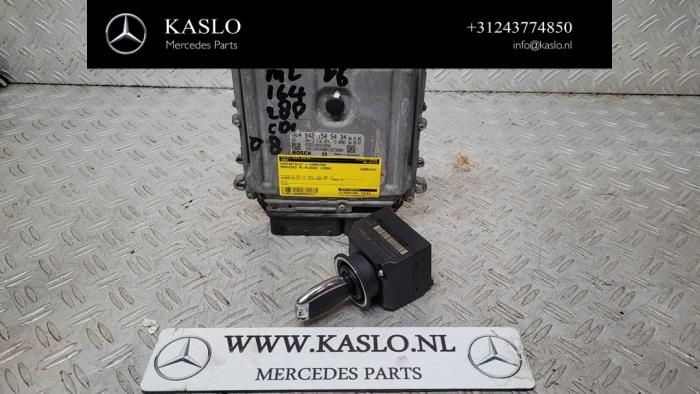Used Ignition lock + computer Mercedes ML II (164/4JG) 3.0 ML-280 CDI 4-Matic V6 24V Price on request offered by kaslo auto parts